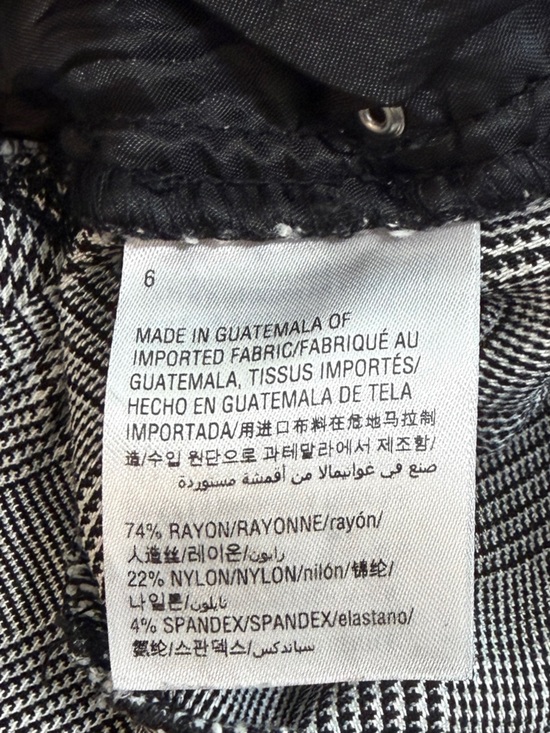 INC Plaid Stretch Women’s Shorts - Black & White - Picture 7 of 9